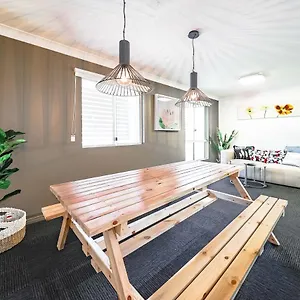 Calamvale Business Or Like Guest house