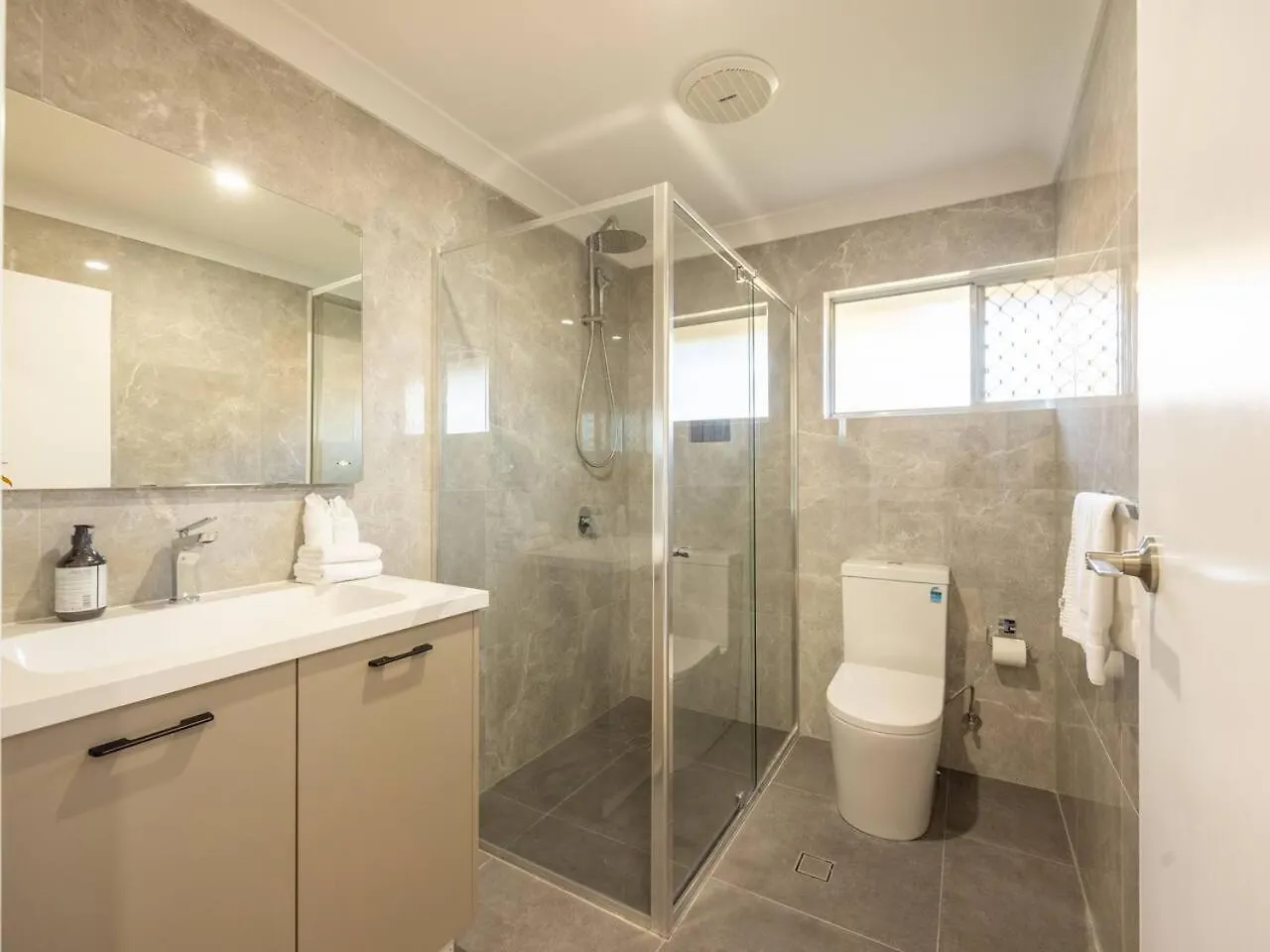 Super Value 4Br House Near Westfield Shops And Parks Villa Brisbane